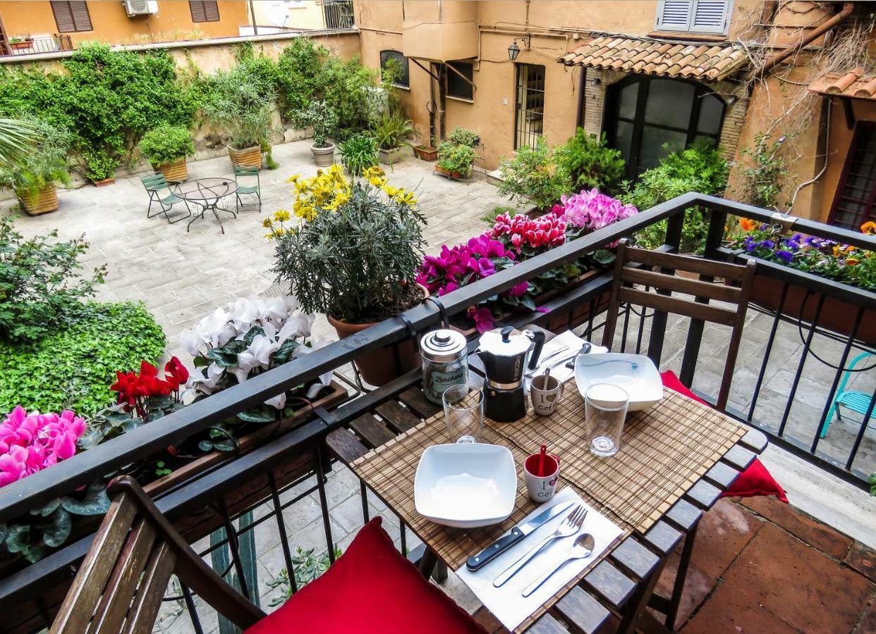 Casa Del Moro - Romantic Loft In Trastevere المظهر الخارجي الصورة