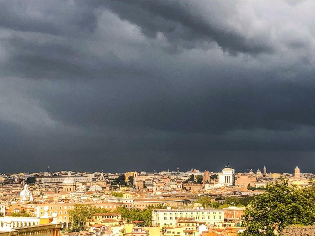 Casa Del Moro - Romantic Loft In Trastevere المظهر الخارجي الصورة