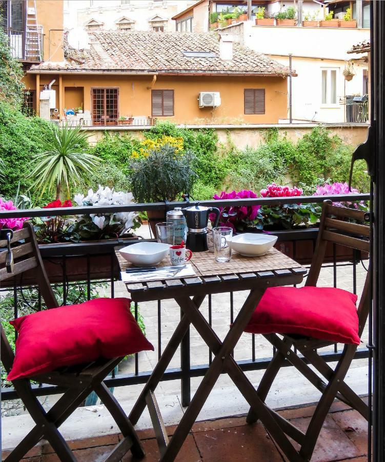 Casa Del Moro - Romantic Loft In Trastevere المظهر الخارجي الصورة