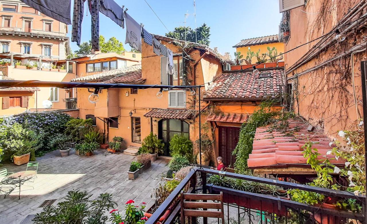 Casa Del Moro - Romantic Loft In Trastevere المظهر الخارجي الصورة