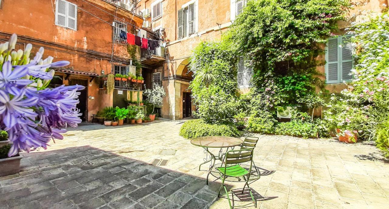 Casa Del Moro - Romantic Loft In Trastevere المظهر الخارجي الصورة